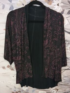 Women's Black and Deep Plum Open-Front Printed Cardigan Sweater